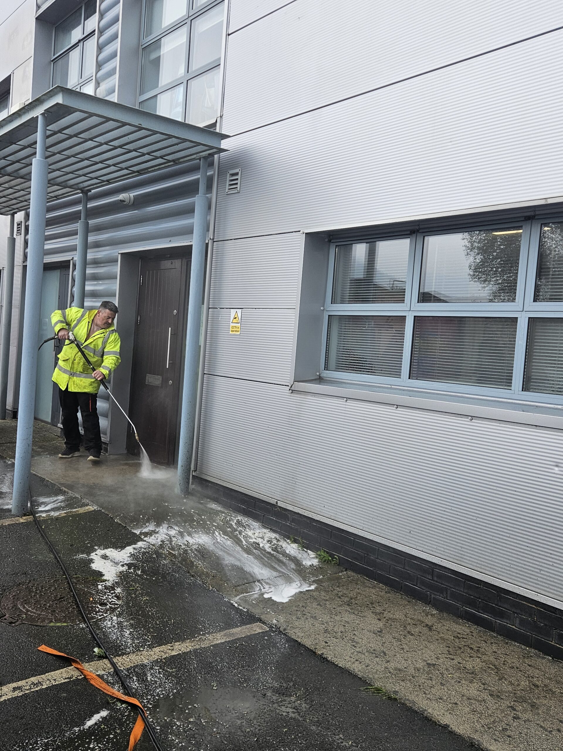 power washing commercial premises dublin